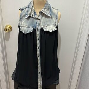 Red Tulips Denim/Cotton 2 tone Shirt